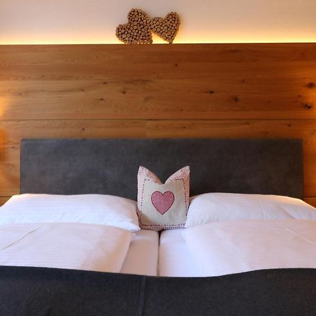 Hotel Braeu Раурис Экстерьер фото
