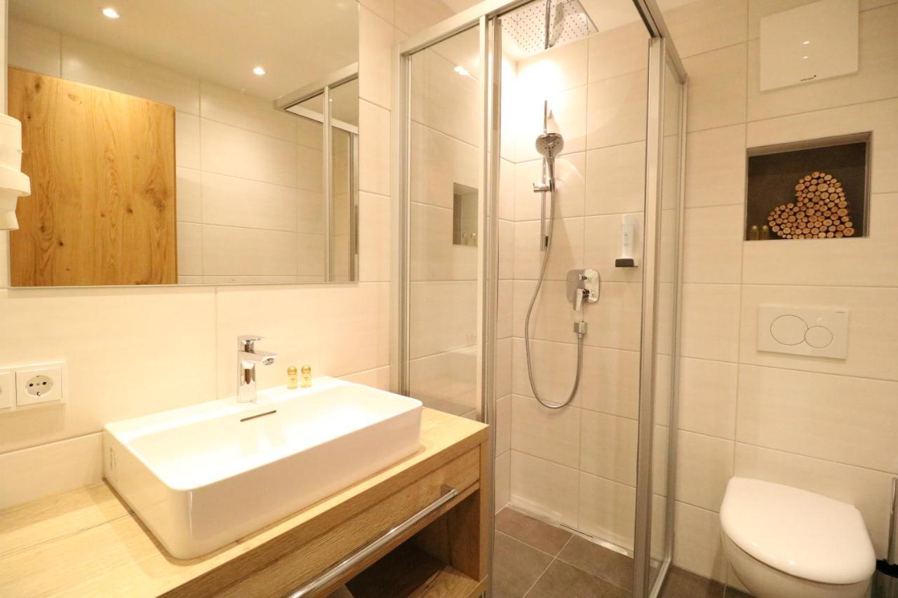 Hotel Braeu Раурис Экстерьер фото